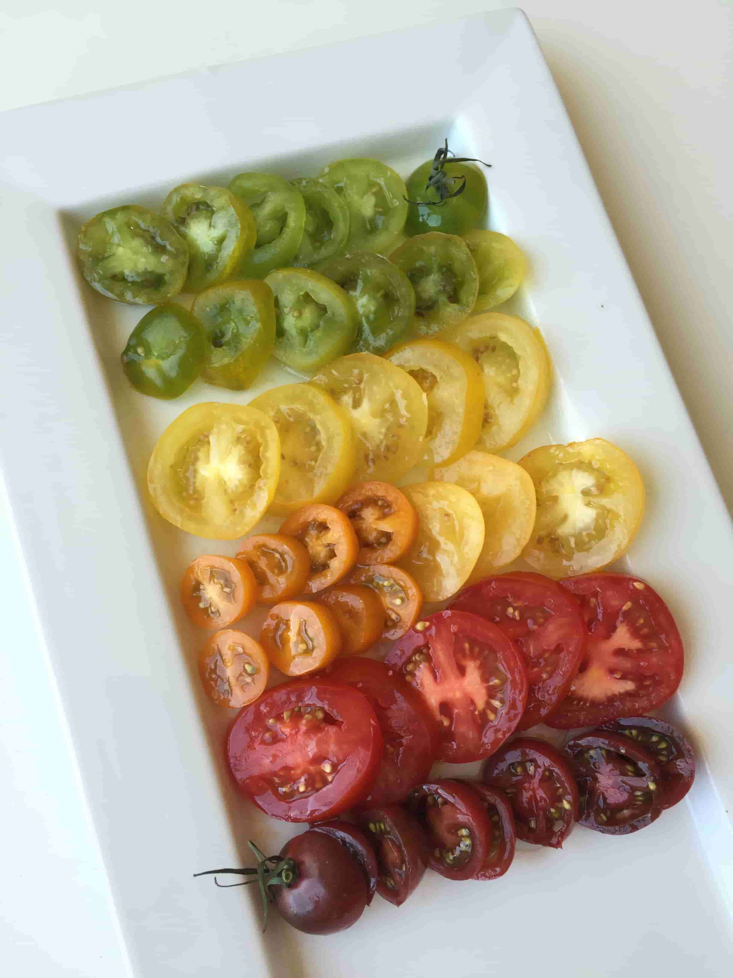 heirloom-tomatoes-layered-plain